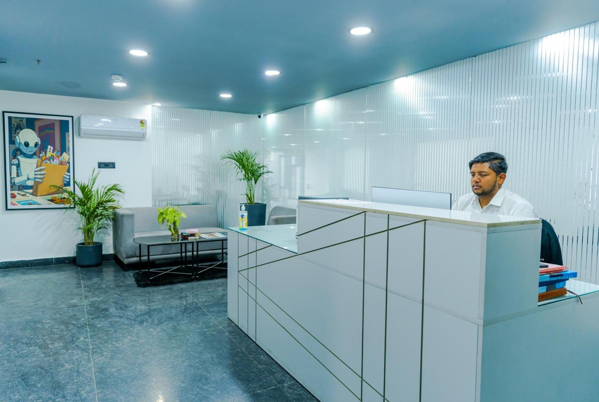 Bedchambers Luxury Apartment Near Golf Course Road Gurgaon Exterior photo